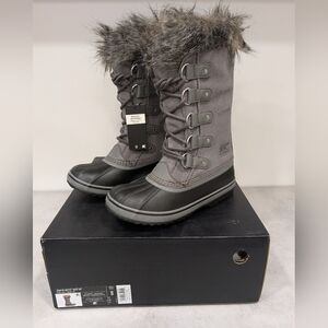 New, Sorel Women's Joan of Arctic Boot, Waterproof, Size 8 (Quarry, Black)